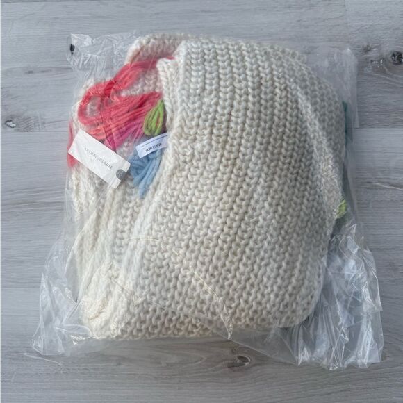 Anthropologie Colorful Fringe Scarf Cream Os NWT in packaging - Picture 3 of 4